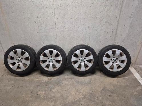 Skoda 205/55 R16 winterbanden alu velg, Auto-onderdelen, Banden en Velgen, Band(en), Winterbanden, 16 inch, Gebruikt, Ophalen