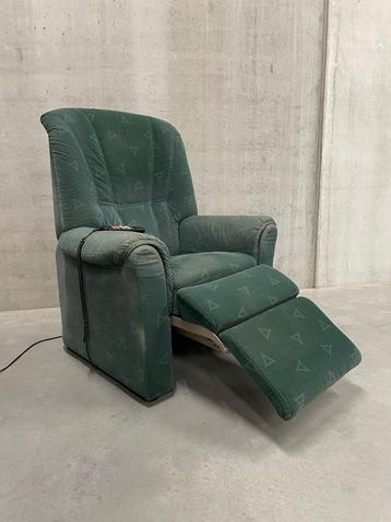 Electrische relax zetel / fauteuil / goede staat  beschikbaar voor biedingen