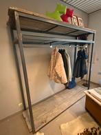 Industriele kapstok, Ophalen, Zo goed als nieuw