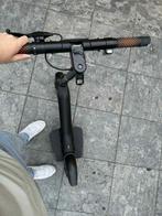 Electrische Step, Fietsen en Brommers, Steps, Ophalen, Zo goed als nieuw, Elektrische step (E-scooter), Pure