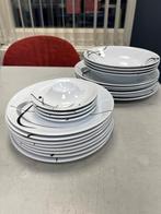 Bordenset, Huis en Inrichting, Ophalen, Gebruikt, Bord(en)