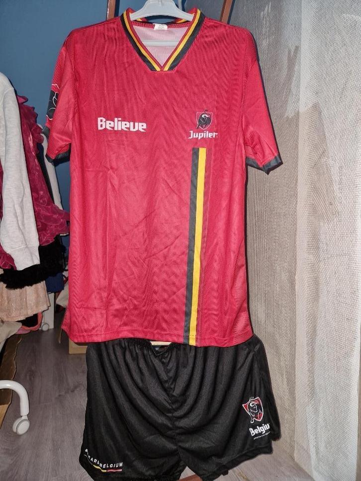Tenue supporter des diables rouges jupiler, Verzamelen, Biermerken, Nieuw, Kleding, Jupiler, Ophalen of Verzenden