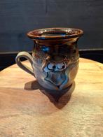 Pretty ugly pottery, Antiek en Kunst, Ophalen