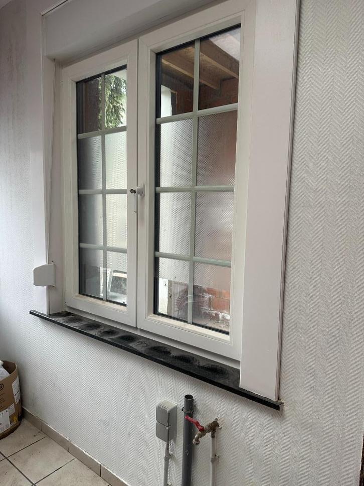 SCHUCO-chassis en handmatige sluiter, Doe-het-zelf en Bouw, Raamkozijnen en Schuifdeuren, Zo goed als nieuw, Raamkozijn, Overige materialen