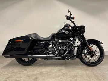 Harley-Davidson TOURING FLHRXS ROAD KING SPECIAL