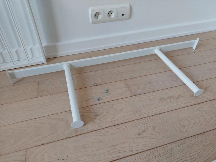 Amenagement armoire Ikea: porte cintres & porte pantalons, Maison & Meubles, Armoires | Autre, Enlèvement