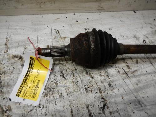 Aandrijfas links-voor van een Peugeot 207, Auto-onderdelen, Remmen en Aandrijving, Peugeot, Gebruikt, 3 maanden garantie, Ophalen of Verzenden