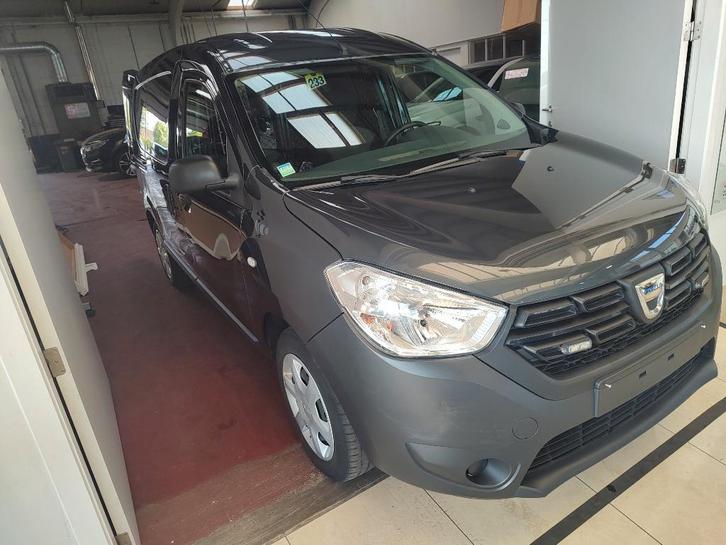 Dacia Dokker Mini-Camper / Lichte Vracht, Auto's, Dacia, Particulier, Dokker, Achteruitrijcamera, Airbags, Airconditioning, Android Auto