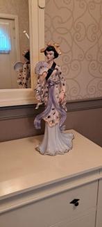 Beeld chinese dame, Ophalen, Zo goed als nieuw