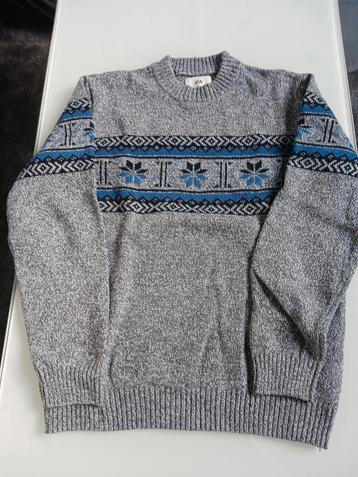 Grijze trui merk C&A te koop. Maat M beschikbaar voor biedingen