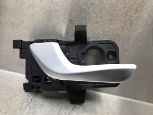 PORTIERGREEP BUITEN LINKS VOOR Kia Stonic (YB) (82613H8500), Auto-onderdelen, Carrosserie, Kia, Voor, Links, Gebruikt