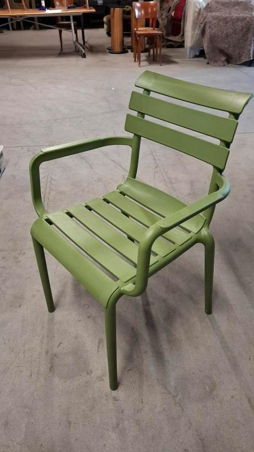 234 restpartij FERMOB LUXEMBURG kunstof terras model horeca, Tuin en Terras, Tuinstoelen, Nieuw, Kunststof, Stapelbaar, Ophalen of Verzenden