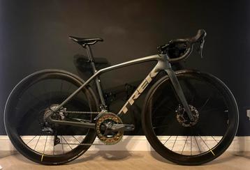 Trek Emonda SL6 Pro Ultegra Disc Cosmic carbon 50 powermeter beschikbaar voor biedingen