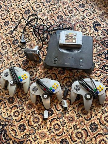 Nintendo 64 - starter pack, Enlèvement ou Envoi, Utilisé, Avec 3 manettes ou plus