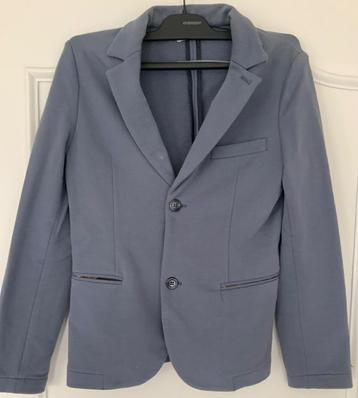 Kinderkledij jongensjas beschikbaar voor biedingen