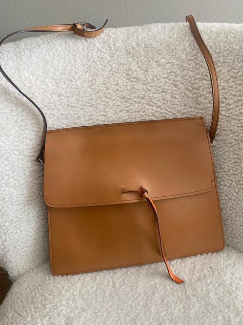 Handtas abro, Handtassen en Accessoires, Tassen | Damestassen, Zo goed als nieuw, Handtas, Bruin, Ophalen