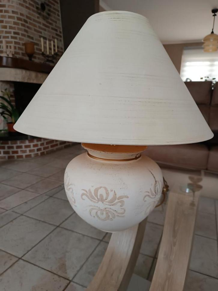 Lampe abat jour, Maison & Meubles, Lampes | Abat-jour, Comme neuf, Enlèvement