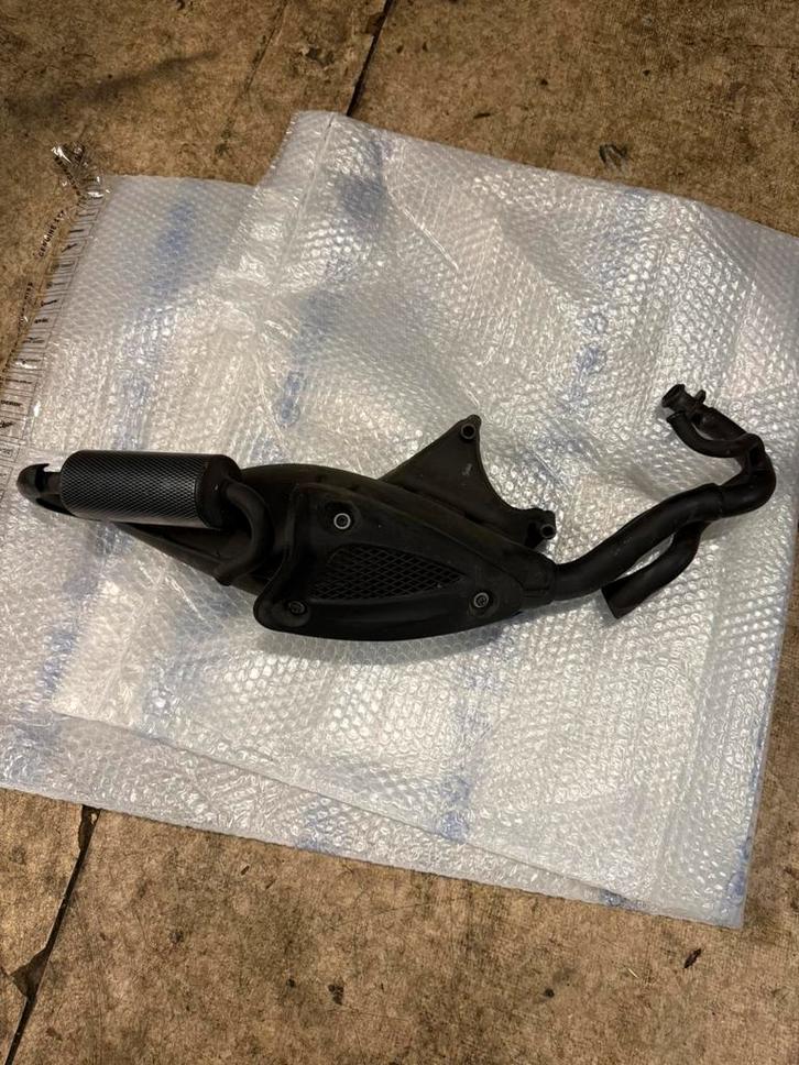 Te koop nos onderdellen typhoon/gilera ice gilera stalker, Fietsen en Brommers, Scooters | Piaggio, Zo goed als nieuw, Ophalen of Verzenden