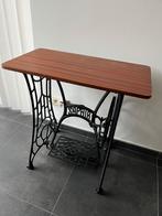 Pied de machine à coudre avec tablette en bois, Enlèvement