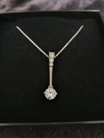 Zilveren halsketting met hanger, Handtassen en Accessoires, Ophalen of Verzenden, Zo goed als nieuw, Met kristal, Zilver