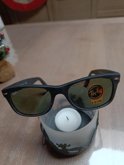 Lunette de soleil RAY-BAN, Handtassen en Accessoires, Zonnebrillen en Brillen | Heren, Gebruikt, Ray-Ban, Zwart, Ophalen