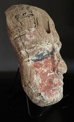 Ancien Masque de Sarcophage Egyptien en Bois, Enlèvement