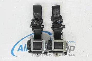 2 x Gordels Volvo V60 S60 (2010-heden) beschikbaar voor biedingen