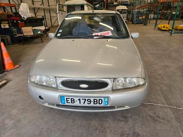Goede Fiesta 1300 benzine automatic Elec ramen en spiegels  beschikbaar voor biedingen