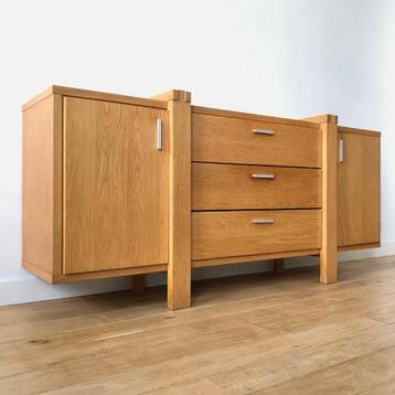 90S BRUTALIST OAK SIDEBOARD