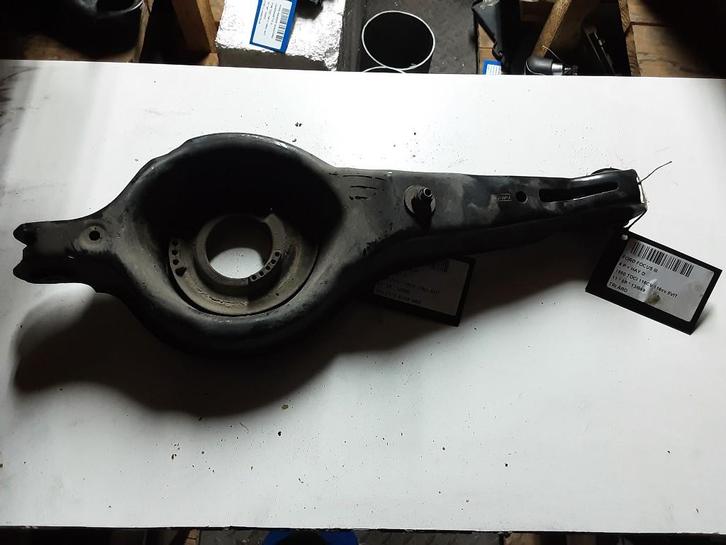 DRAAGARM RECHTS ACHTER Ford Focus 3 Wagon (01-2010/05-2018), Auto-onderdelen, Ophanging en Onderstel, Ford, Gebruikt