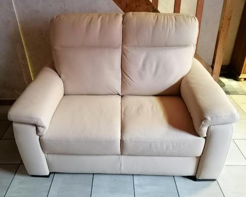 Canapé ILARIA 2 places, Huis en Inrichting, Zetels | Zetels, Gebruikt, Rechte bank, Tweepersoons, Minder dan 150 cm, 75 tot 100 cm