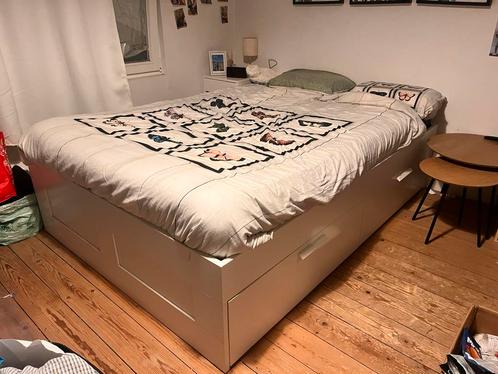 BED - IKEA brimnes 140x200, Huis en Inrichting, Slaapkamer | Bedden, Gebruikt, Twijfelaar, 140 cm, 200 cm, Hout, Wit, Verstelbaar