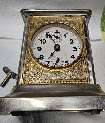 Réveille antique beschikbaar voor biedingen