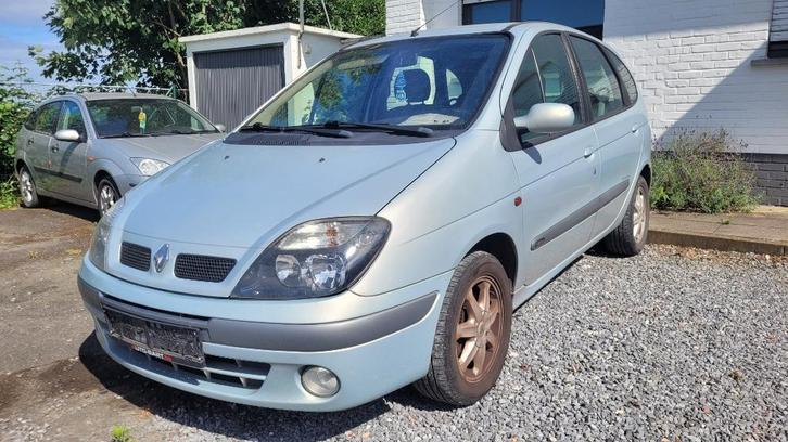 renault scenic 1.6i AUTOMAAT GEKEURD 115000km AIRCO TREKHAAK, Auto's, Renault, Bedrijf, Te koop, Scénic, ABS, Airbags, Airconditioning
