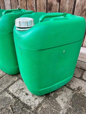 Watertonnen 20 l  beschikbaar voor biedingen