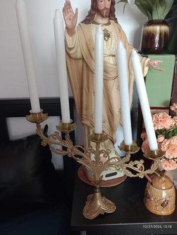 2 oude kandelaars, kerkkapel, kapellen, hellingen met 5 vure beschikbaar voor biedingen