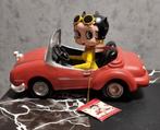 Beeld Betty Boop in auto nr8, Verzamelen, Beelden en Beeldjes, Ophalen, Zo goed als nieuw