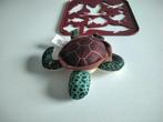 Peluche tortue marine NATIONAL GEOGRAPHIC + pochoir animaux, Enfants & Bébés, Enlèvement ou Envoi, Neuf, Autres types