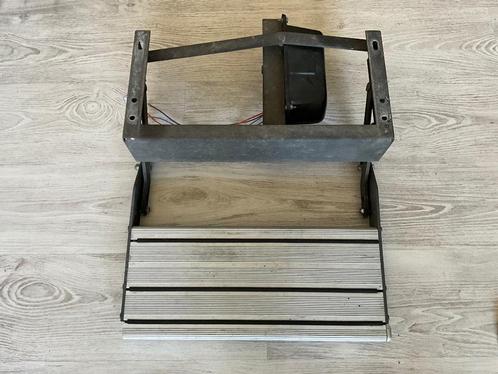 Elektrisch opstapje, Caravans en Kamperen, Mobilhome-accessoires, Gebruikt, Ophalen of Verzenden