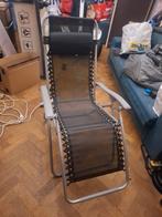 3 chaises de jardin, Enlèvement