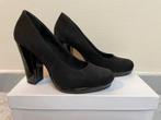 Pumps zwart - Maat 38 - In perfekte staat !, Vêtements | Femmes, Chaussures, Comme neuf, Noir, Escarpins, Marco Tozzi