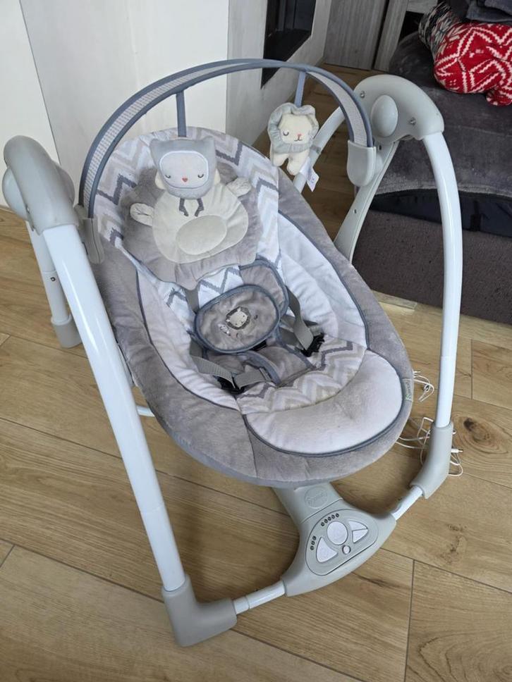 INGINUITY babyschommel, Kinderen en Baby's, Wipstoeltjes, Zo goed als nieuw, Schommelstoel, Overige merken, Met gordel(s) of riempje(s)