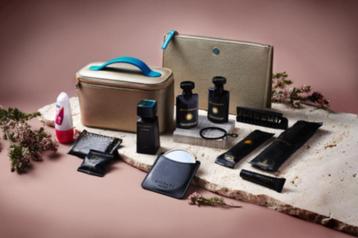 Exclusive First Class Emirates & Bulgari amenity kit beschikbaar voor biedingen