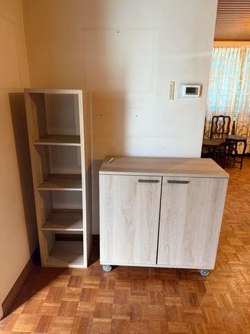 Bibliothèque armoire en bois beschikbaar voor biedingen