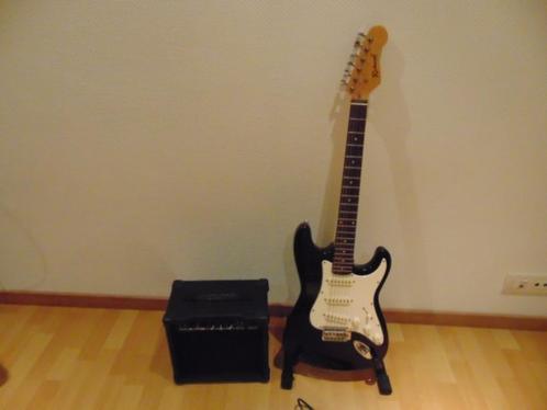 Amplificateur 20 watts + guitare Stratocaster Richwood, Musique & Instruments, Amplis | Basse & Guitare, Comme neuf, Guitare, Moins de 50 watts