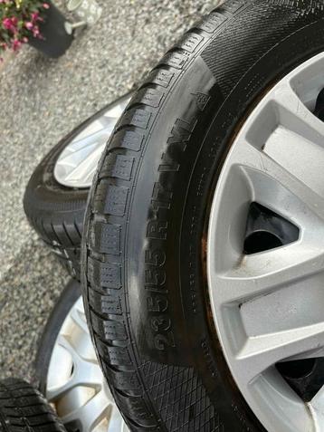 Winterbanden continental 235/55 R17, Enlèvement, Pneus hiver, Pneu(s)
