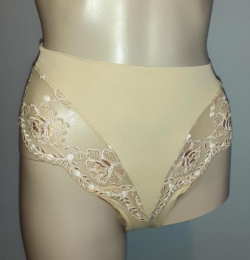 slip hoge taille goud met bloemen S of 36, Vêtements | Femmes, Sous-vêtements & Lingerie, Slip, Envoi