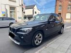 BMW X1 2.0 dA 136CV X-DRIVE AUTO ZONNEDAK MET WARME STOELEN, Auto's, BMW, Euro 5, 1995 cc, 4 cilinders, Zwart