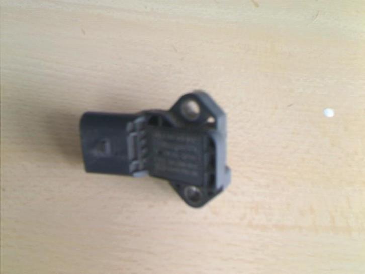 MAP SENSOR Skoda Octavia Combi (NXAC) (0281002977), Auto-onderdelen, Overige Auto-onderdelen, Skoda, Gebruikt