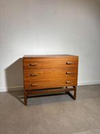 Vintage Chest of drawers by G-Plan, Huis en Inrichting, Kasten | Buffetkasten, Ophalen, Zo goed als nieuw, Teakhout
